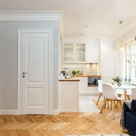 Apartman Plac Zamkowy - With View By Renters Varsó