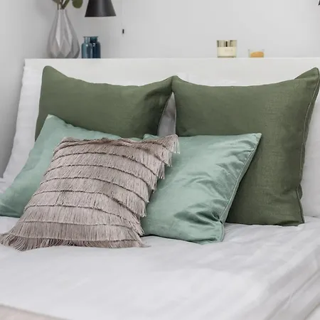 Plac Zamkowy - With View By Renters