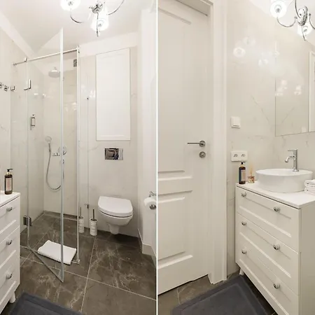 Plac Zamkowy - With View By Renters